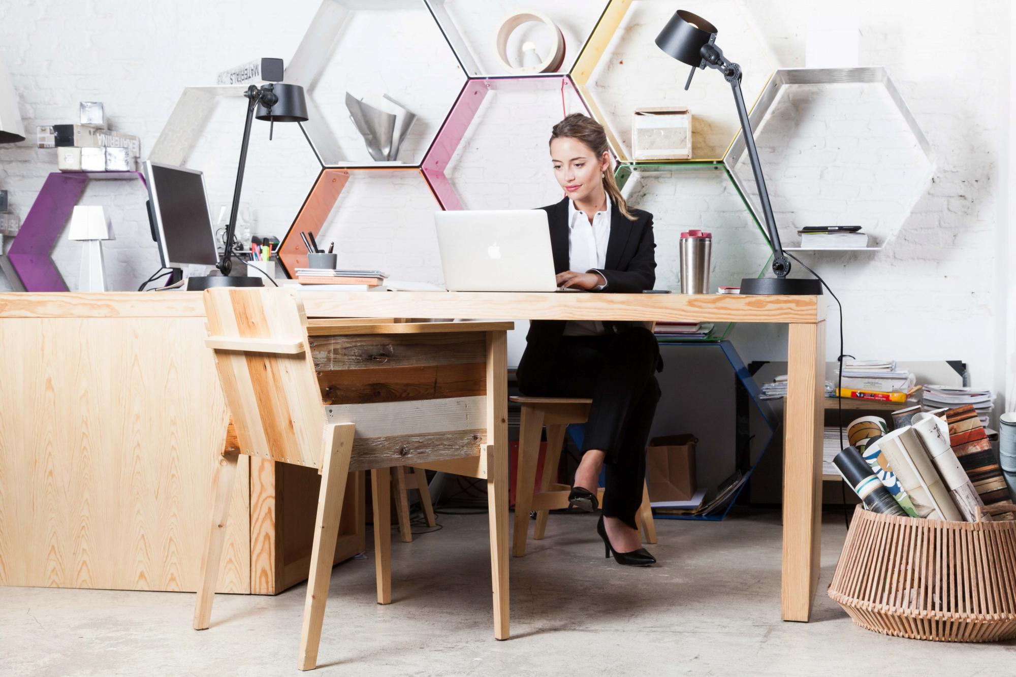 At gardore.com you will find business outfits for every career level. Image: Gardoré.